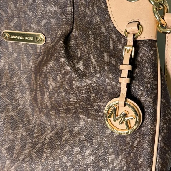 Michael Kors Signature Brown and Cream Shoulder Bag - Picture 2 of 6